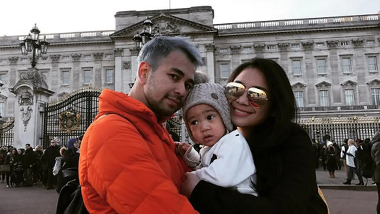 [Bintang] Raffi Ahmad dan Nagita Slavina