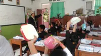 Kurangi Sampah, Siswa di Bogor Akan Diwajibkan Bawa Ompreng (Liputan6.com/Achmad Sudarno)