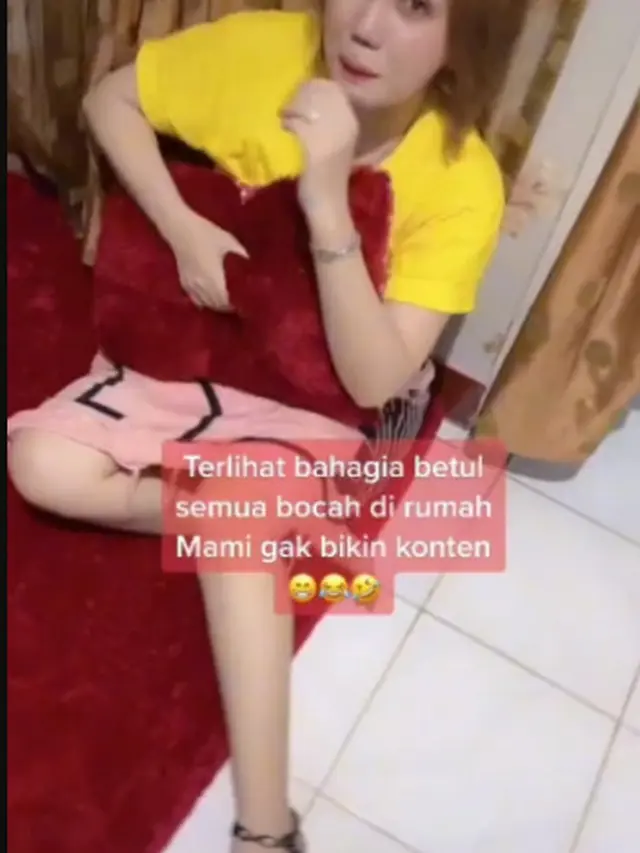 Wanita Ini Dirantai Suaminya Karena Terlalu Banyak Bermain Tiktok