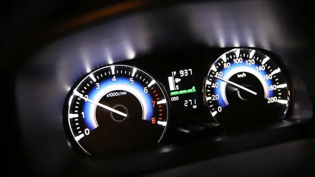 Tampilan Cluster Meter