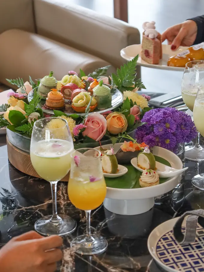Afternoon Tea Cantik Kreasi Chef Pastry World-Class Champion di Park Hyatt Jakarta