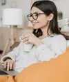 Seberapa sering Sahabat Fimela merasa kewalahan karena daftar tugas yang terasa tidak ada habisnya? Meski terlihat sepele, tugas-tugas kecil tersebut dapat menumpuk dan memicu stres serta kebiasaan menunda pekerjaan. (Sumber: Pexels).