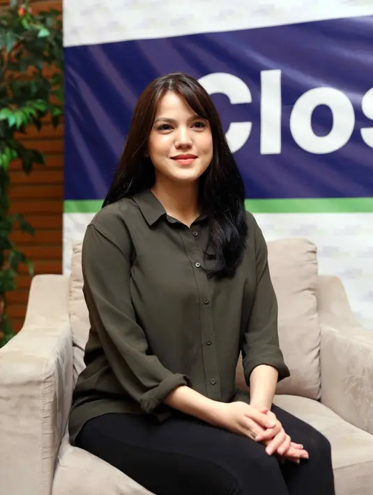 Anak pertama pasangan Alice Norin dan Alvin lahir pada 24 Januari 2017. Anak pertama yang diberinama Alita Naora Lawi, lahir dengan bobot 3,2 kilogram dan panjang 49 centimeter di rumah sakit MRCCC Siloam, Jakarta. (Nurwahyunan/Bintang.com)