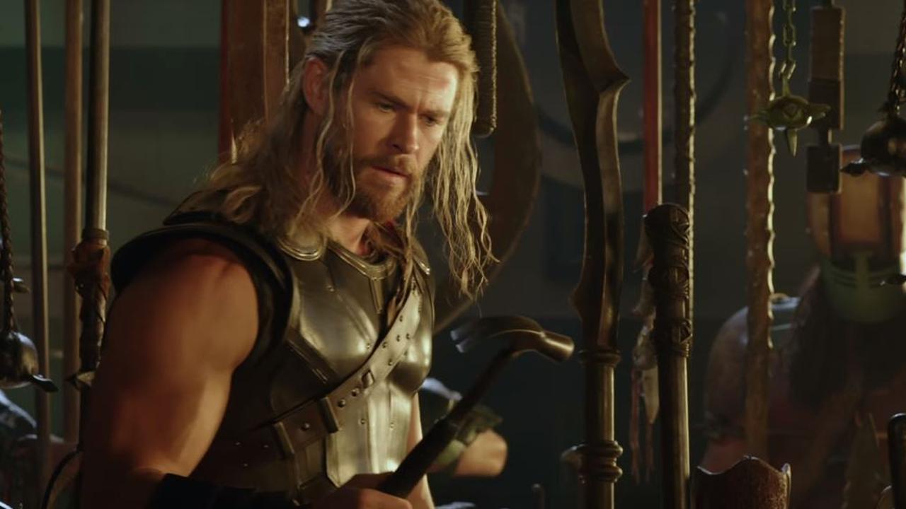 Chris Hemsworth sebagai Thor