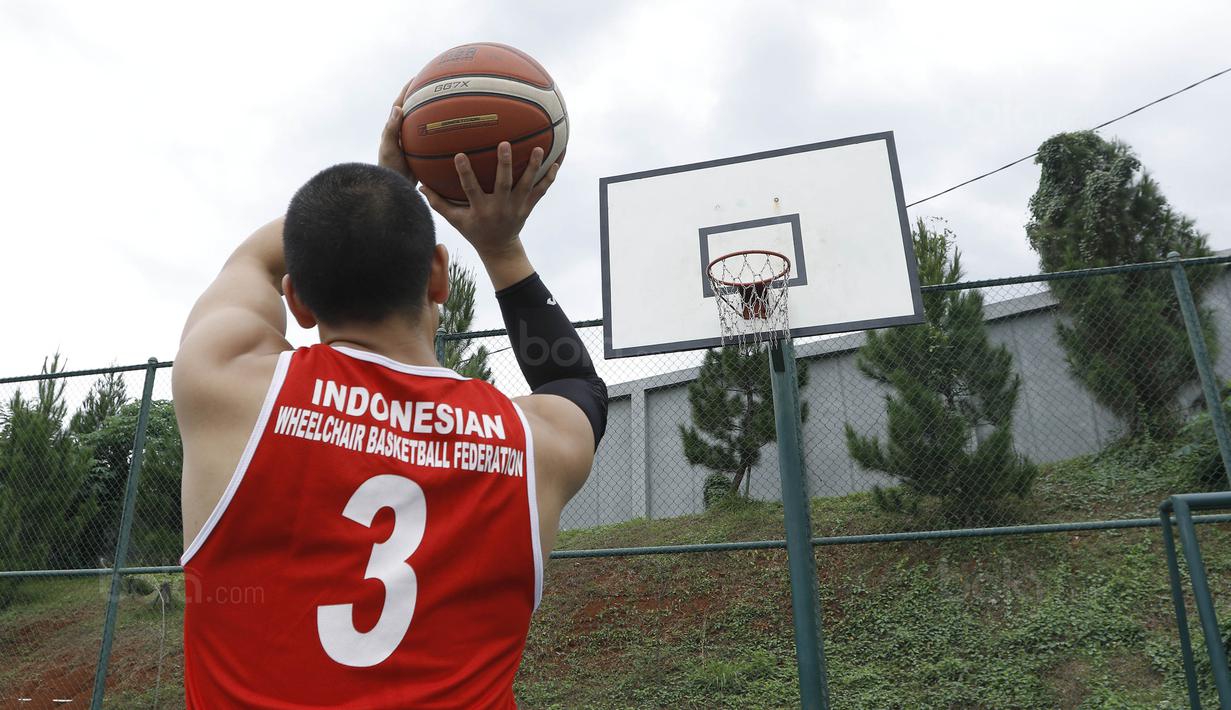 Saat ini Donald telah kembali ke tanah air Indonesia. Ia mendapat kepercayaan untuk membentuk tim kursi roda basket Indonesia dari Komite Paralimpik Indonesia (NPC).(Bola.com/M Iqbal Ichsan)