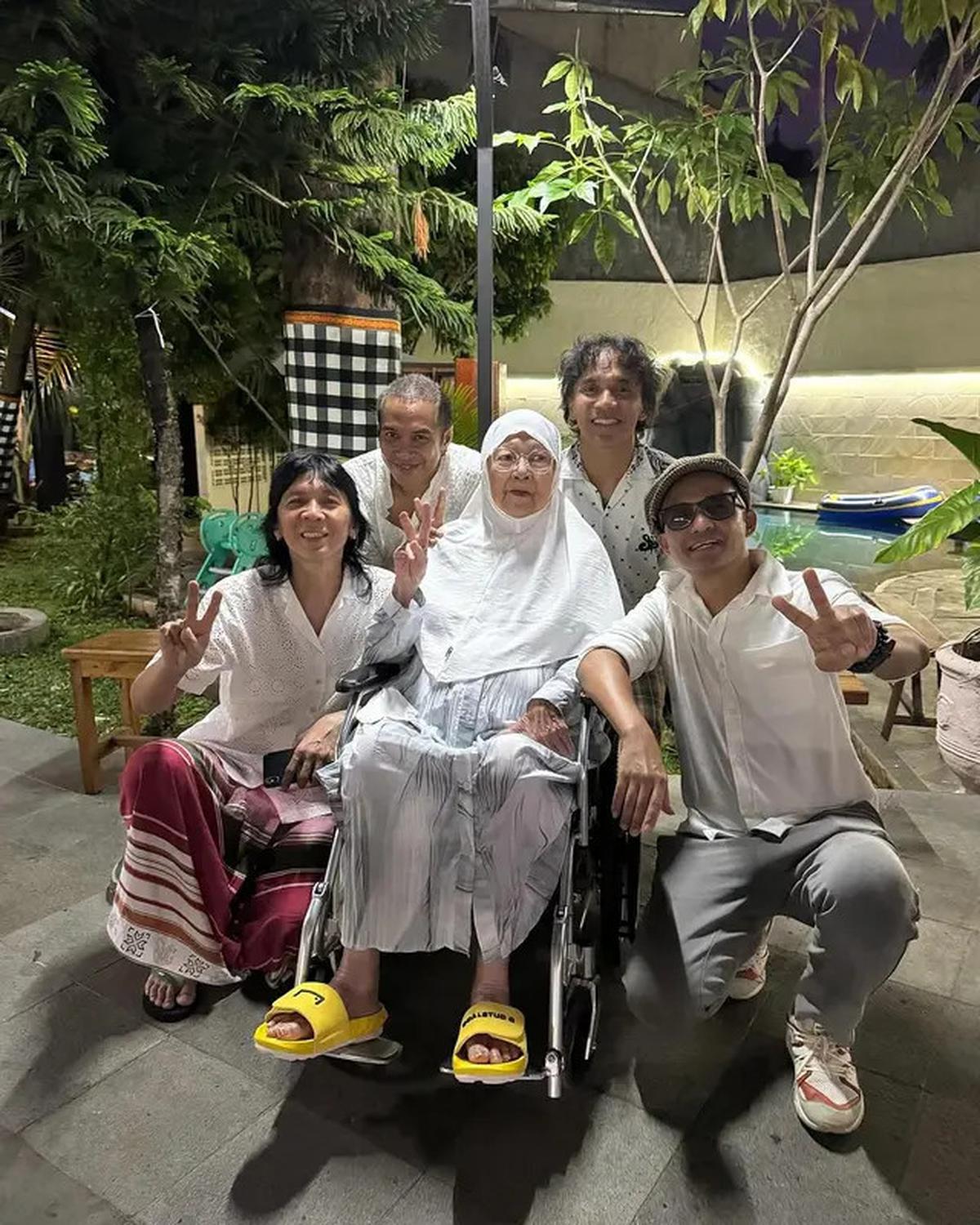 Bimbim Slank Ungkap Wasiat Terakhir Bunda Iffet: Pesan dan Kenangan yang Tak Terlupakan