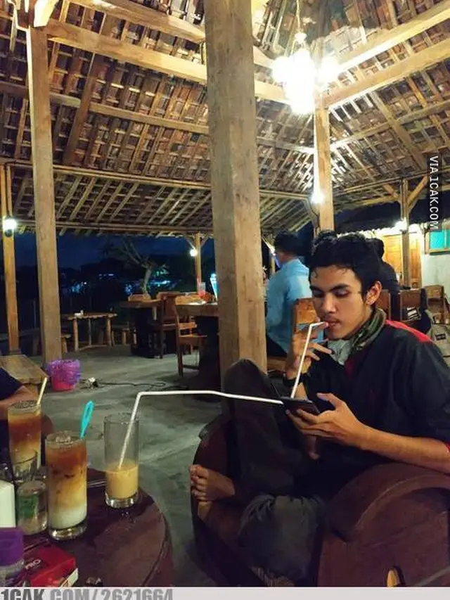 6 Lifehack Orang Ingin Makan Tapi Malas Gerak Ini Bikin Tepuk Jidat