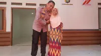 Polres Metro Depok Bedah Seorang Rumah Nenek yang Rusak Puluhan Tahun