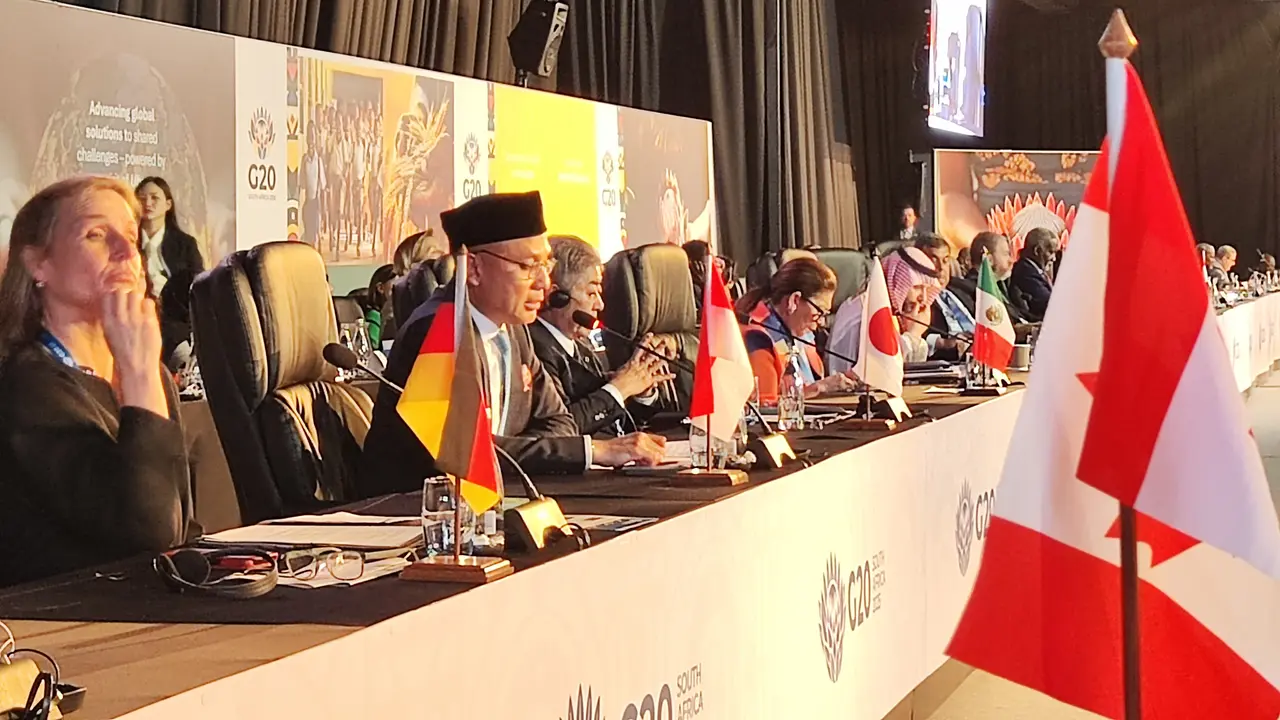 Wakil Menteri Luar Negeri RI Arrmanatha Nasir dalam pertemuan G20 Foreign Ministers Meeting di Johannesburg, Afrika Selatan, Jumat (21/2/2025). (Dok. Kemlu RI)