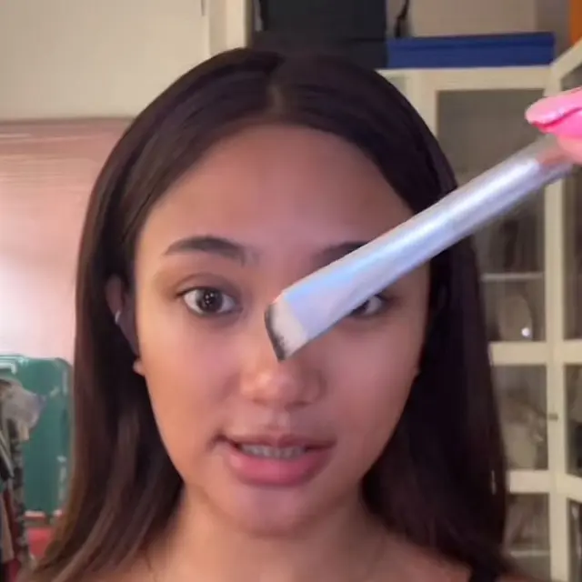 Tutorial Makeup Marion Jola Tetap Cantik Saat Mau Nge-Gym dan Aktivitas Santai. (Dok: TikTok @marionjola)