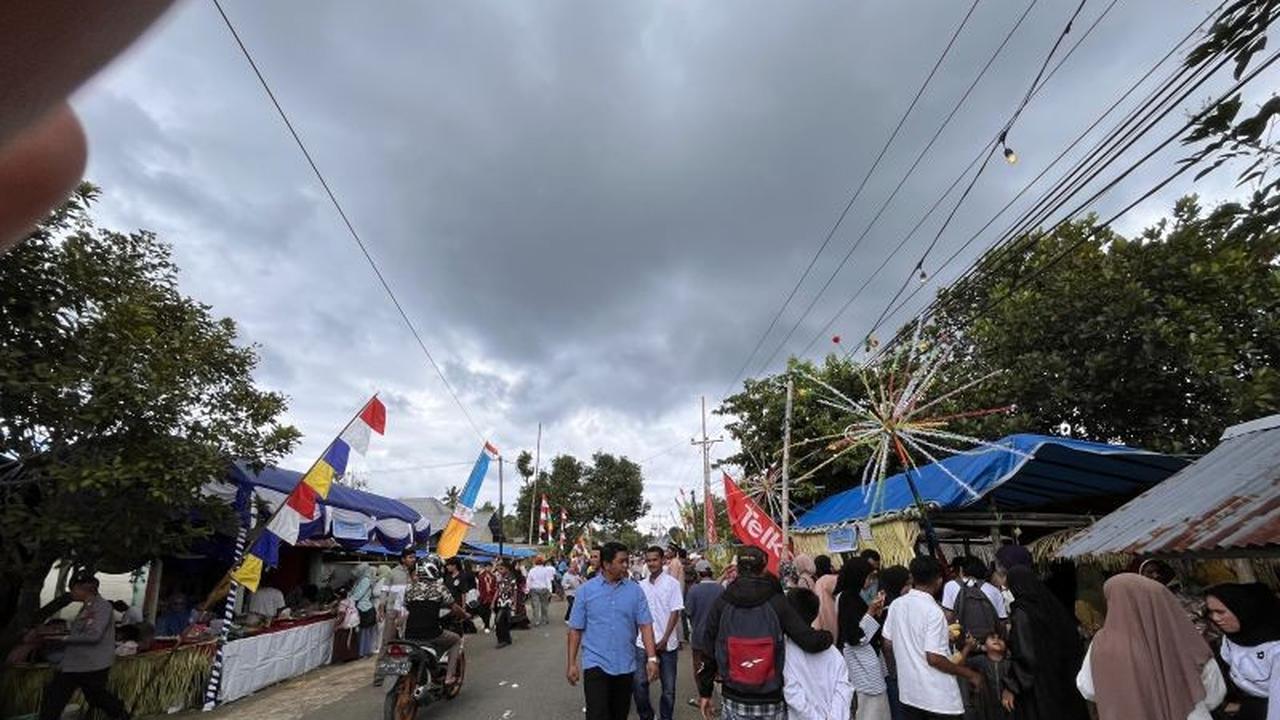 Merayakan Kebersamaan: 40.552 Ketupat Tersaji Meriah di Festival Ketupat Telaga Kodok Maluku