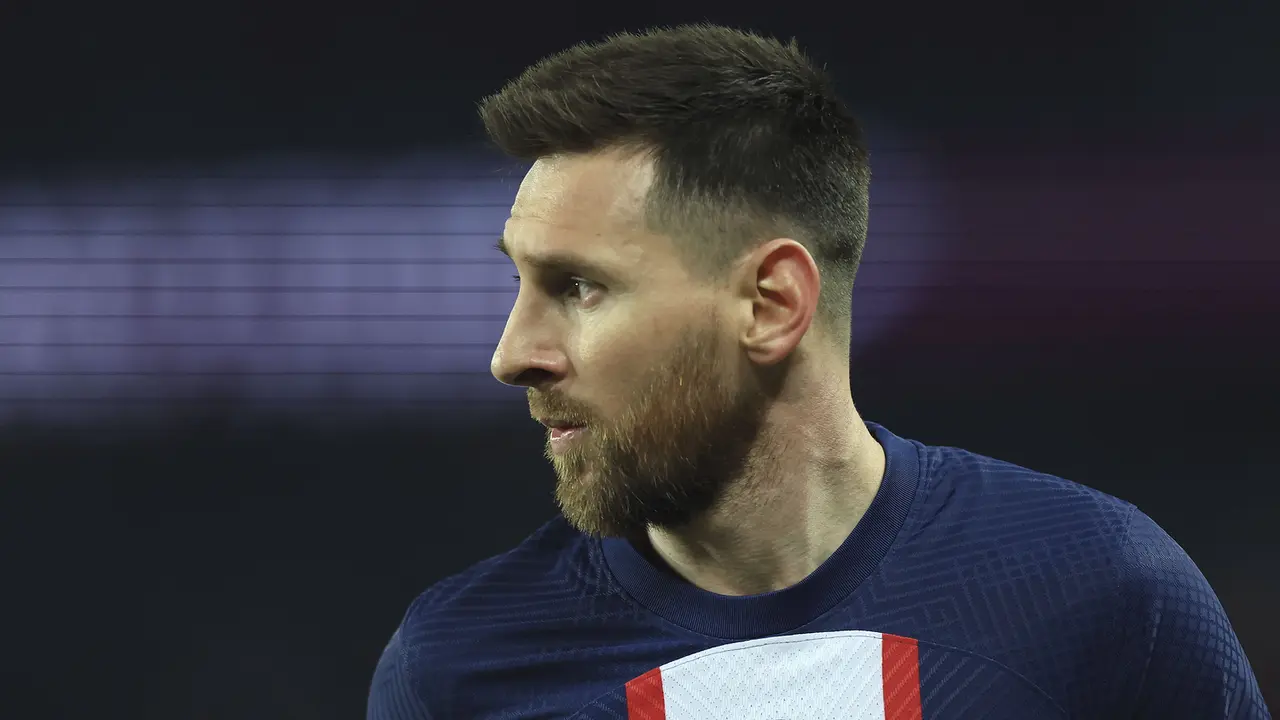 Foto: Mbappe dan Messi Tak Berkutik, PSG Tumbang saat Menjamu Lyon di Liga Prancis