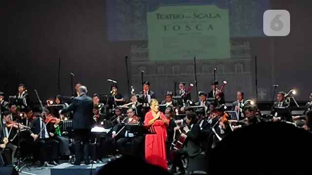 Suara Indah dari Para Penyanyi Utama dalam Konser Orkestra Tribute to Maria Callas