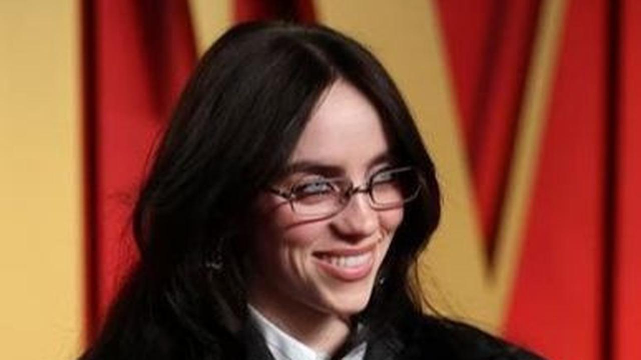 Fakta Menarik Billie Eilish, Penyanyi Unik yang Mengalami Sindrom Tourette