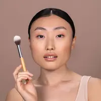 Untuk mendapatkan looks makeup tipis tanpa foundation yang bagus, Sahabat Fimela, kamu dapat mengikuti tips dibawah ini. [Dok/freepik.com]