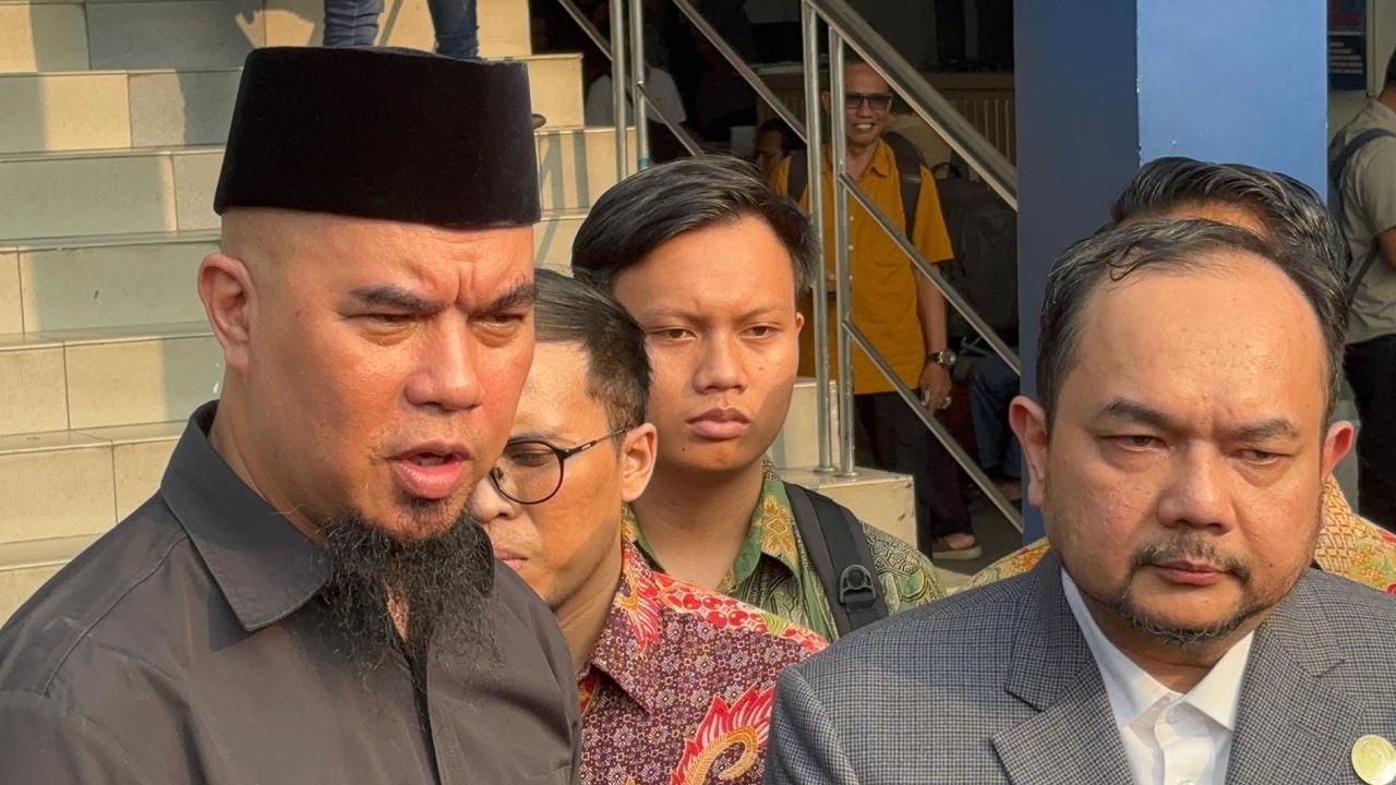 Ahmad Dhani Laporkan Psikolog Lita Gading ke Polisi, Geram Wajah Putrinya Diunggah di Medsos