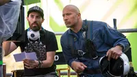 Brad Peyton yang baru saja menyutradarai film San Andreas, sedang dalam tahap pembicaraan untuk kembali mengarahkan The Rock dalam Rampage.