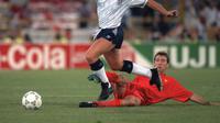 Foto gelandang Timnas Inggris Paul Gascoigne di Piala Dunia 1990. Inggris pernah gagal tampil di Piala Dunia 1994. (AFP / STAFF)