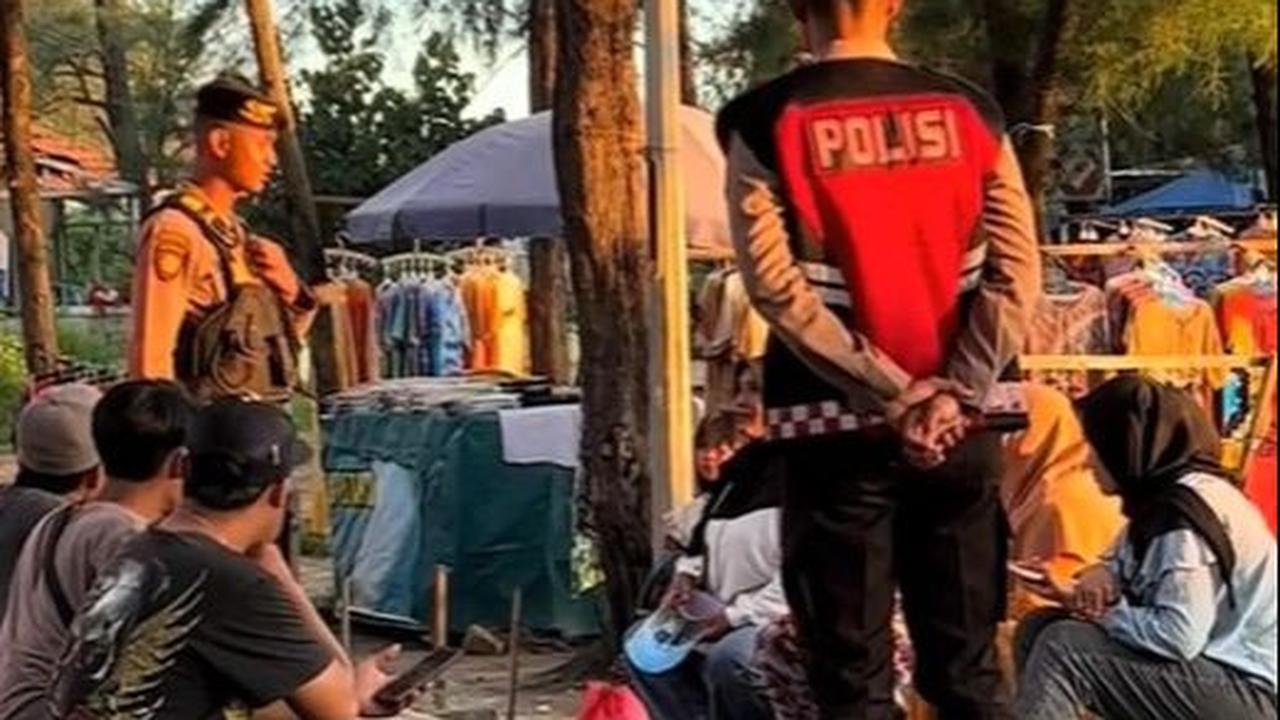 "Mereka belajar komunikasi dengan masyarakat melakukan edukasi, latihan senyum, sapa, salam, ramah, namun demikian dia tegas karena Daffa ini atlet pencak silat," dia menambahkan. <br>