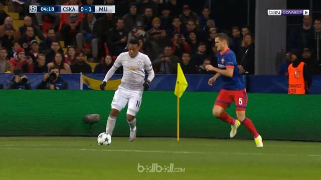 Berita video highlights Liga Champions 2017-2018, CSKA Moscow vs Manchester United dengan skor 1-4. This video presented by BallBall.