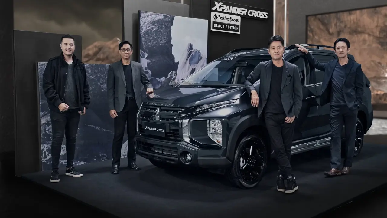 Xpander Black Edition dan Xpander Cross Rocksford Fosgate Black Edition