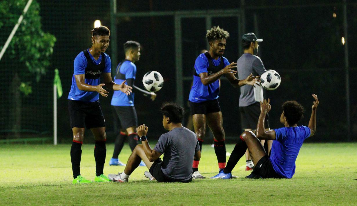 Laga yang akan digelar di Stadion Madya, Jakarta, itu menjadi tolok ukur hasil pemusatan latihan yang sudah digelar hampir sebulan itu. (Foto: Bola.com/M Iqbal Ichsan)