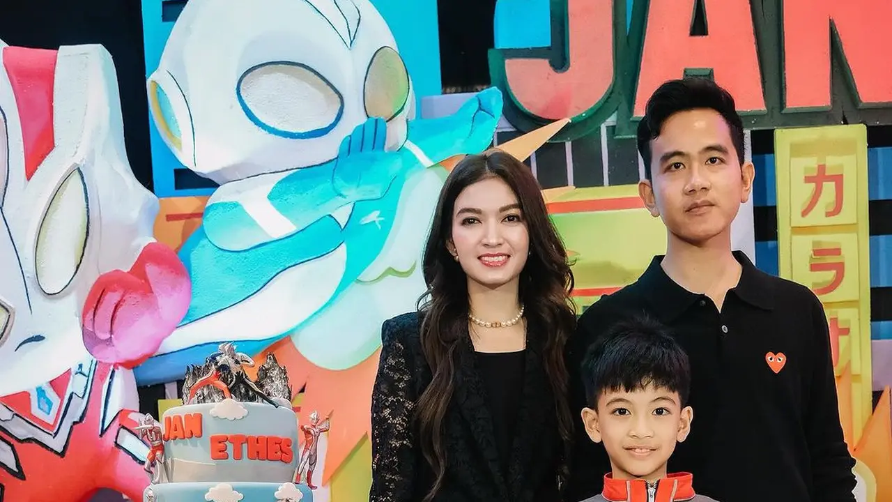 Tampilan Kontras Selvi Ananda dan Gibran Rakabuming dengan Outfit Serba Hitam di Ultah Jan Ethes