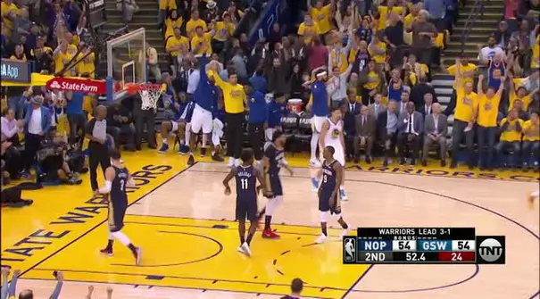 Berita video game recap NBA 2017-2018 antara Golden State Warriors melawan New Orleans Pelicans dengan skor 113-104.