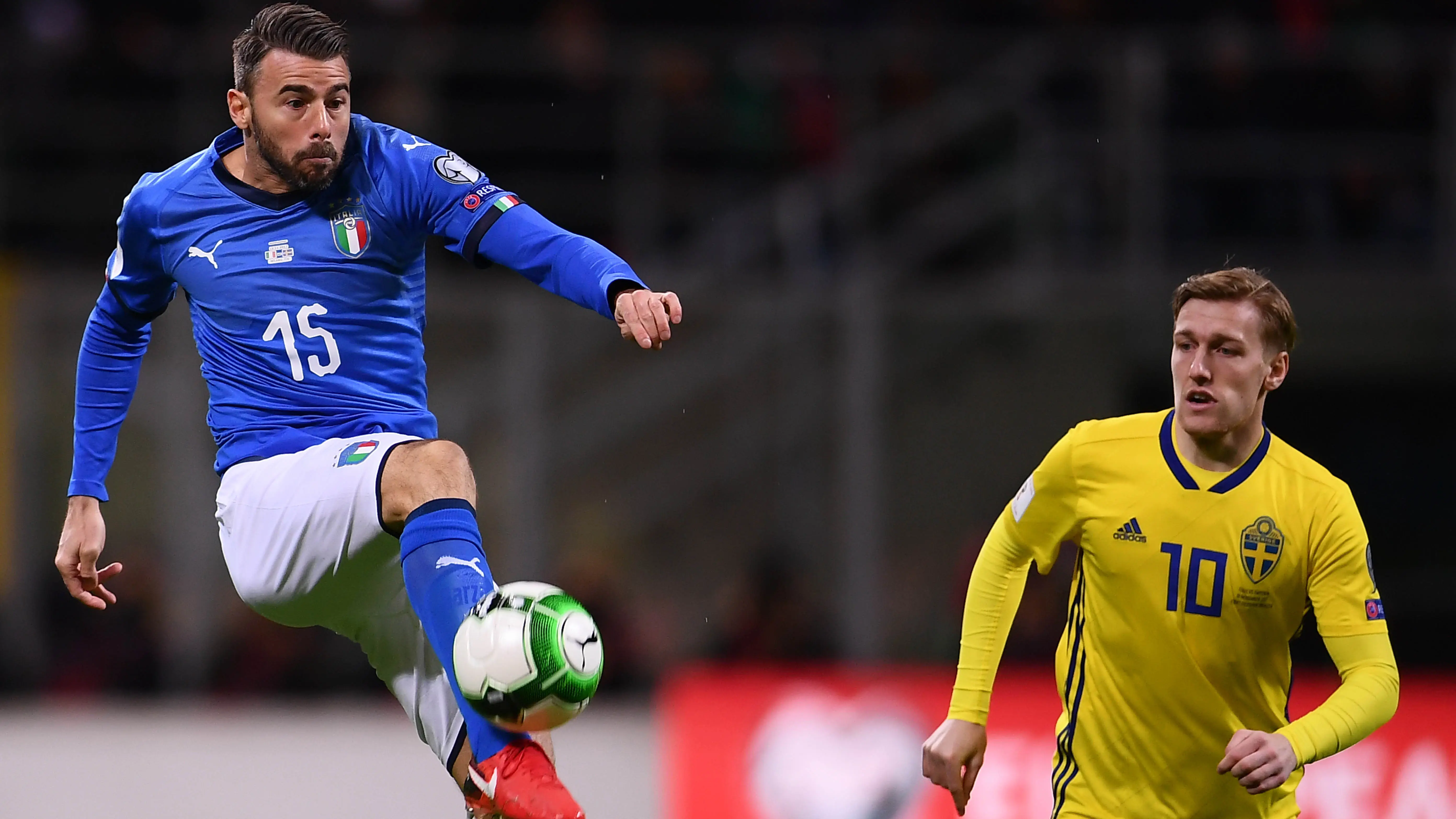 Andrea Barzagli saat masih mengenakan seragam timnas Italia.(AFP/Marco Bertorello) 