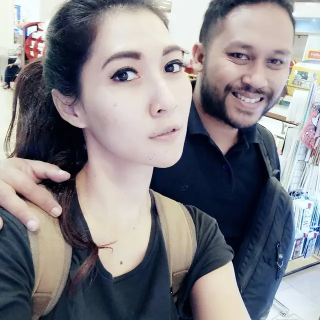 6 Potret Vebryano Indra Kusuma Suami Pertama Jane Shalimar, Kini Punya Istri Baru