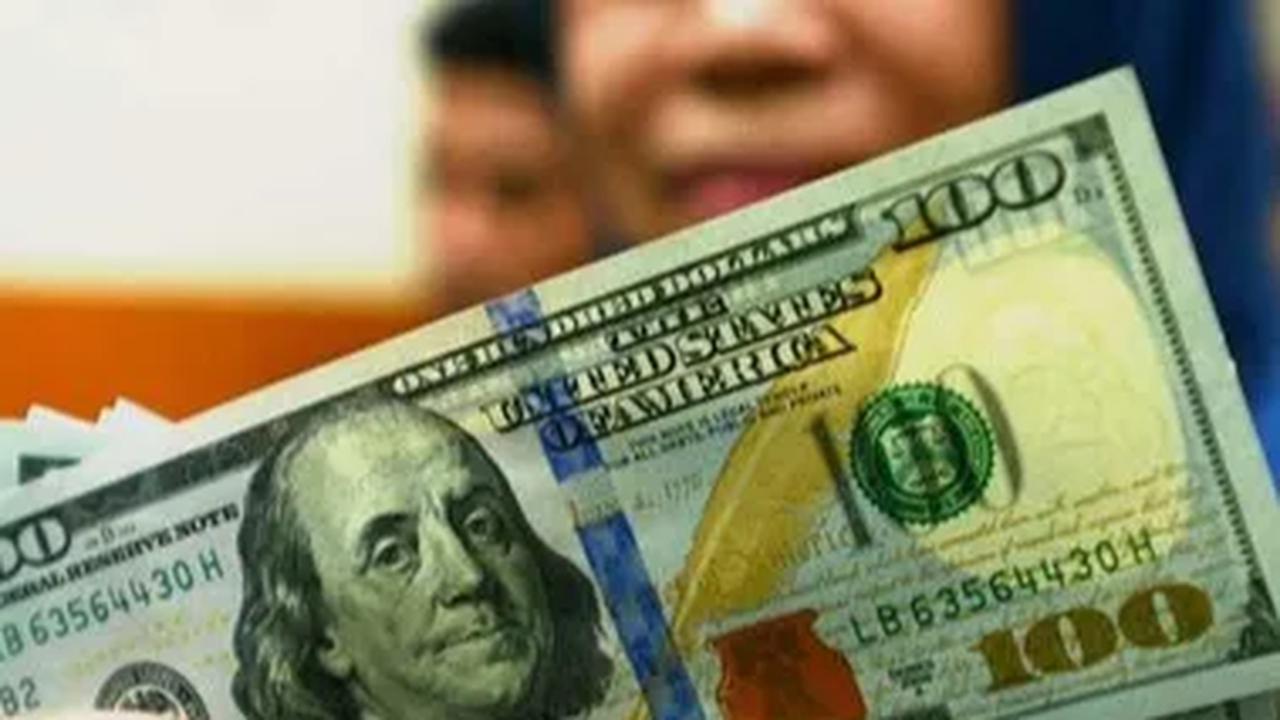 OJK menilai kualitas kredit masih terjaga dengan rasio kredit macet atau NPL net perbankan stabil di level 0,77 persen dan NPL gross turun menjadi 2,44 persen.