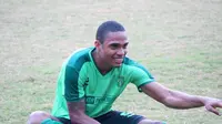 Persebaya mendatangkan striker Pedro Henrique Oliveira dengan status trial. (Bola.com/Aditya Wany)