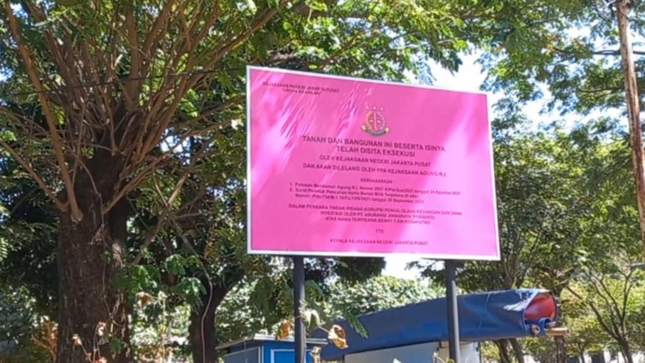 "Untuk titiknya nanti saya sampaikan secara tertulis ya. Karena kan ada nama nama yang kurang familiar untuk menyebut desanya," kata Undang Mugopal.
