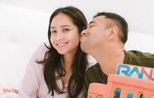 Cantik Natural Tanpa Riasan, 6 Potret Nagita Slavina Rayakan 10 Tahun Pernikahan dengan Raffi Ahmad Cuma Pakai Piyama Pink