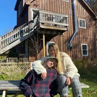 Jeremy Zucker & Chelsea Cutler merilis lagu berjudul "This Is How You Fall In Love". (Instagram/jeremyzucker)