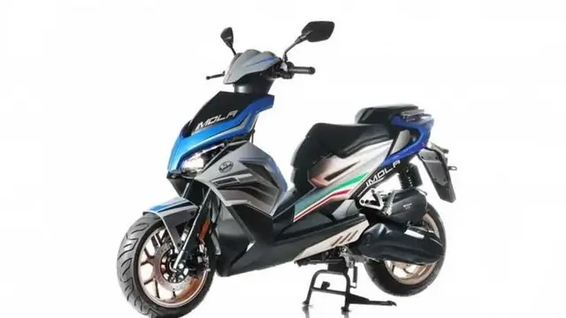 Desainnya cukup sporty untuk sekelas skutik 125cc (Rideapart)
