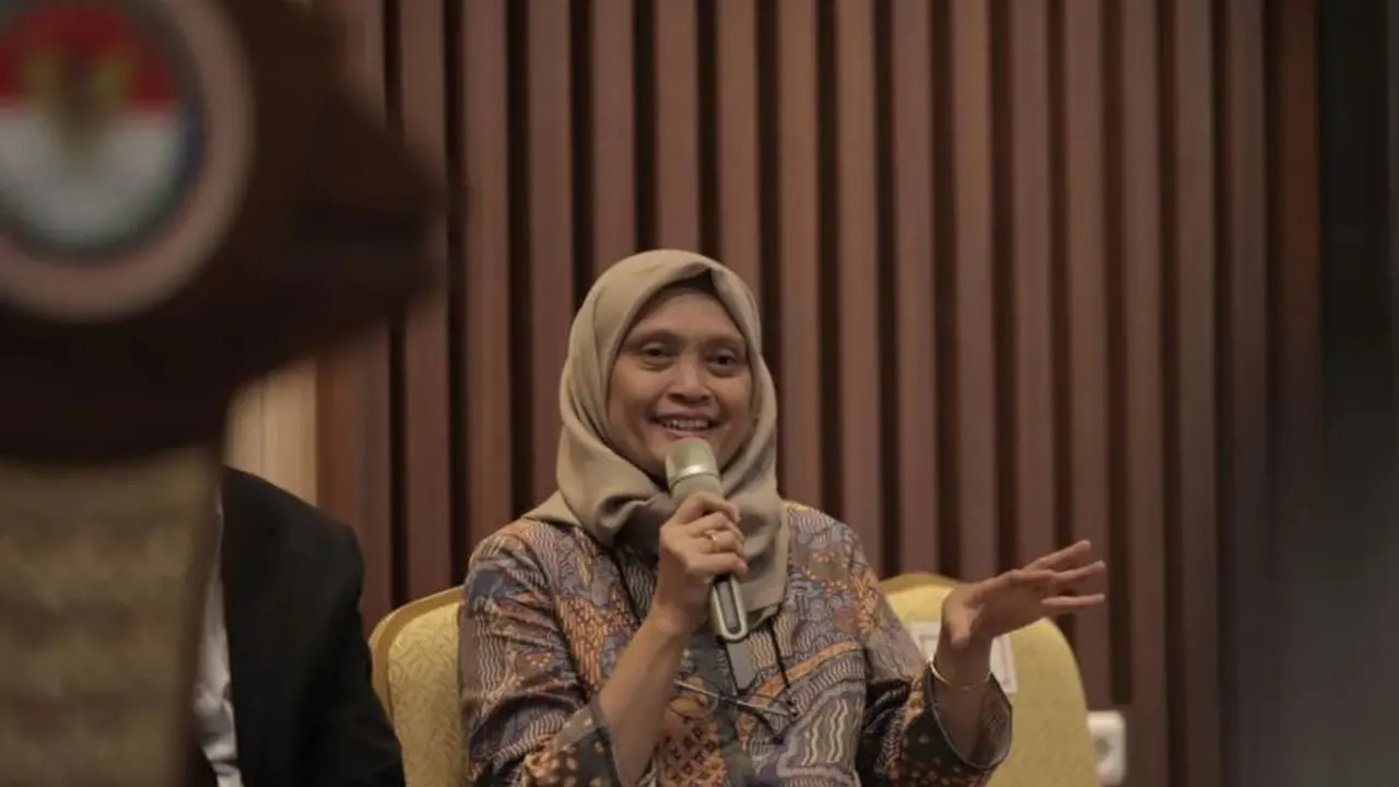 Wakil Ketua LPSK Sri Nurherwati bicara penanganan korban santri dibakar.
