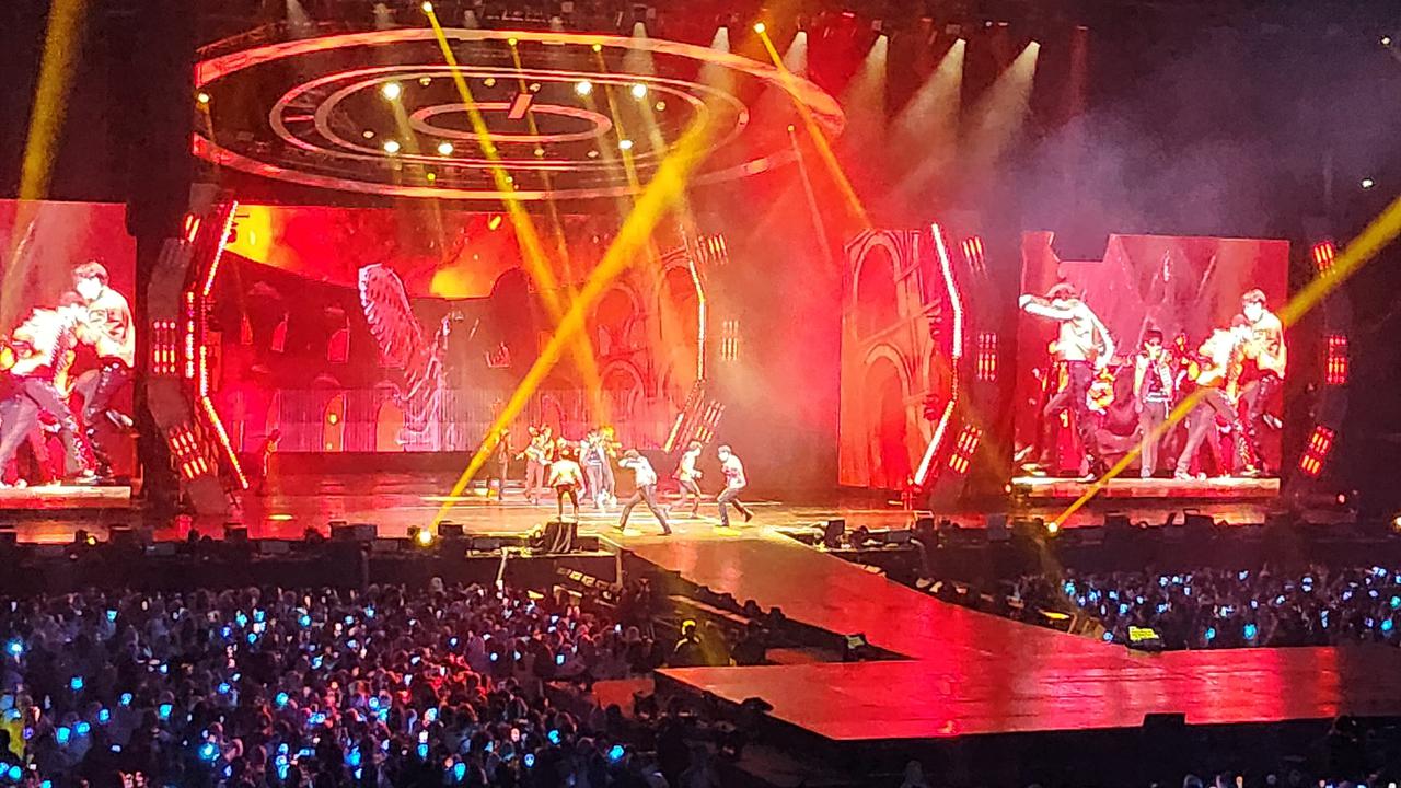 Konser Treasure di Indonesia. (Zulfa Ayu Sundari/ Liputan6.com)