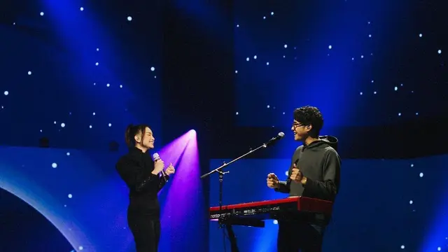 Kolaborasi Bareng Sahabat, Ini 6 Potret Persiapan Rossa Jelang Konser 25 Tahunnya
