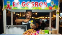 9 Ide Jualan Es Gosrok Paling Laris dengan Modal Kecil dan Untung Besar, Segarnya Bikin Nagih