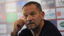 <p>Pelatih Barito Putera, Dejan Antonic. (Iwan Setiawan/Bola.com)</p>