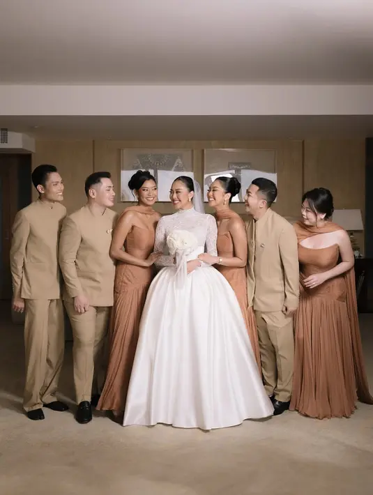  Instagram/ Maria Rahajeng]