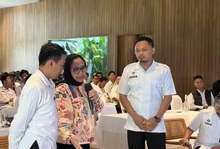 Wakil Kepala Badan Gizi Nasional (BGN) bidang Komunikasi Publik dan Investigasi, Nanik Sudaryati Deyang, memastikan bahwa tidak boleh ada pemaksaan bagi sekolah mana pun untuk menerima program Makan Bergizi Gratis (MBG). (Foto: Dokumentasi BGN)