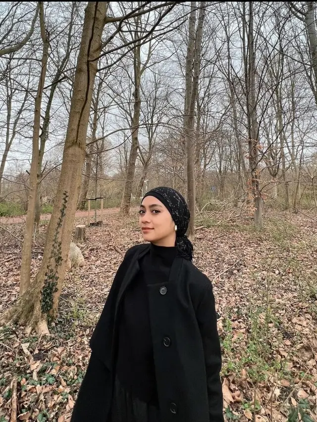 Aktris Pakai Turban