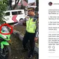 Polisi siap tilang motor sport dengan plat nomor di visior. (Instagram @polantasindonesia)