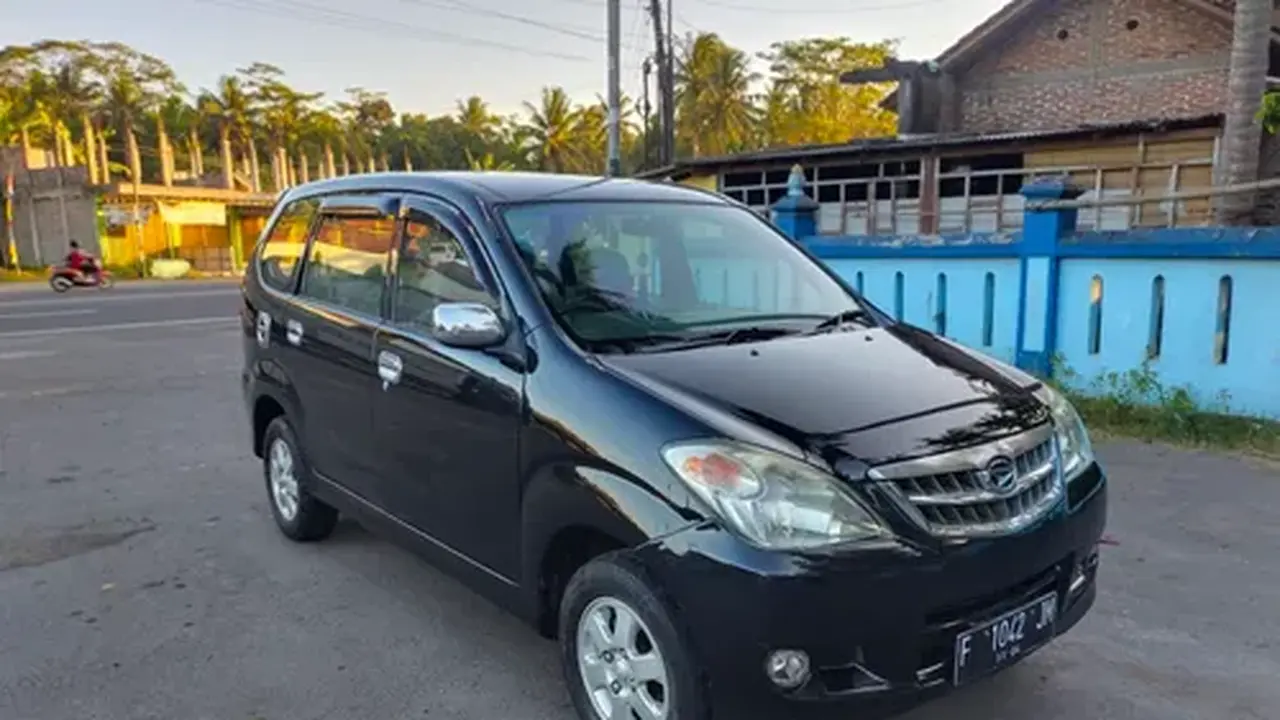Daihatsu Xenia 1.0 Li Deluxe 2008