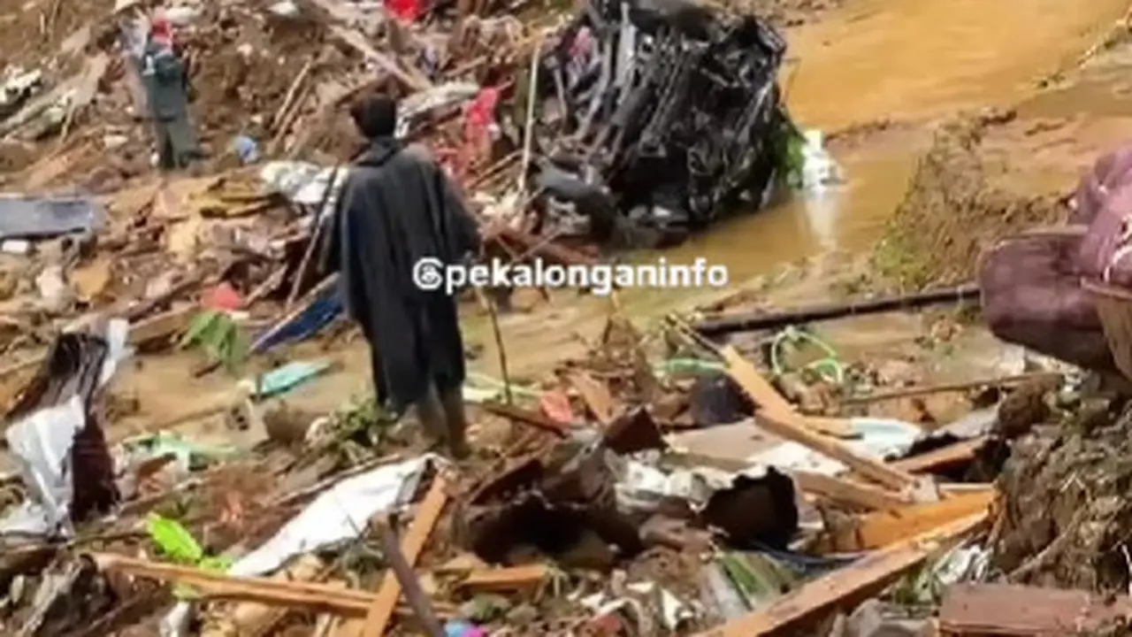 Tanah longsor di Pekalongan