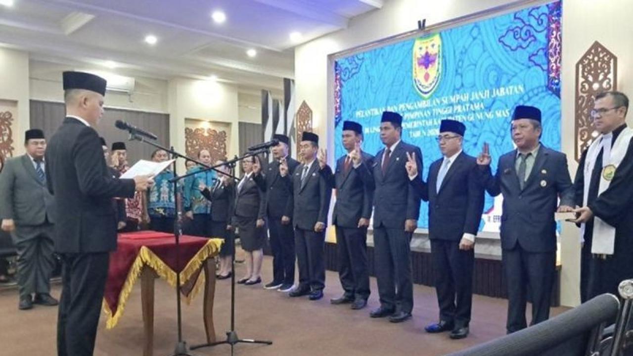 Bupati Jaya S Monong Tekankan Pentingnya Profesionalisme Pejabat Gunung Mas untuk Peningkatan Kinerja