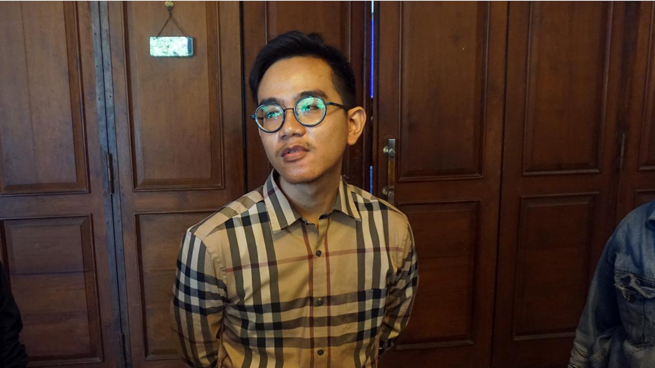 Polwan Cantik Jaga Prosesi Pernikahan Putri Presiden Jokowi