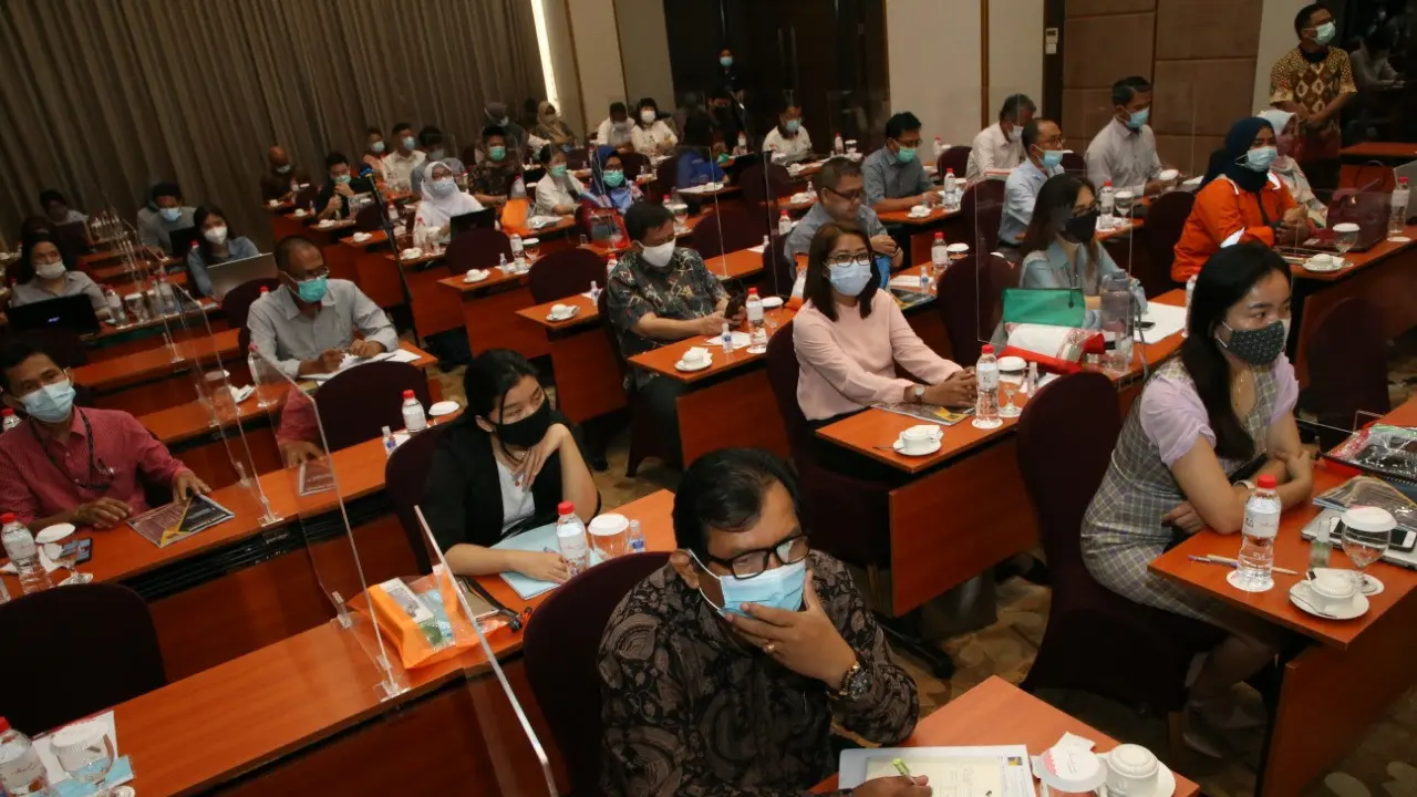 Sosialisasi Sistem Informasi Industri Nasional (SIINas)